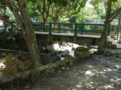 Puente que cruza el Rumiyacu